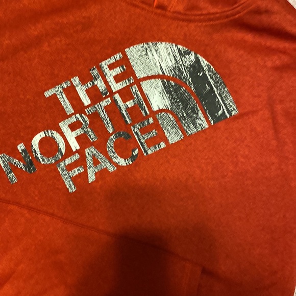NWOT the north face boys shirt size M/M(10/12) - Picture 3 of 8